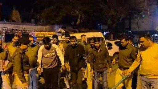 शराब के पैसों पर धांय-धांय, 2 हजार नहीं दिए तो फायरिंग और तोड़फोड़