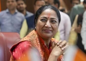 दिल्ली में रेखा गुप्ता सरकार के एक साल, कौन से वादे पूरे और कौन से रह गए अधूरे?