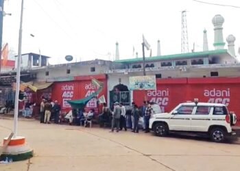 MP: जबलपुर के सिहोरा में सांप्रदायिक तनाव के बाद पुलिस का कड़ा पहरा, हिरासत में 20 पत्थरबाज