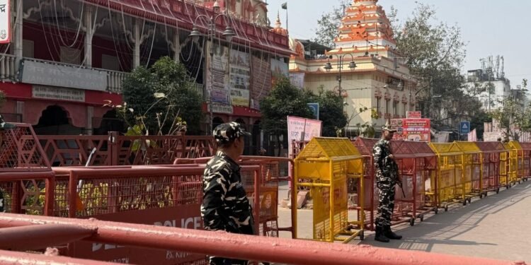 राजधानी दिल्ली में आतंकी अलर्ट… लश्कर-ए-तैयबा की IED साजिश, लाल किला-चांदनी चौक निशाने पर