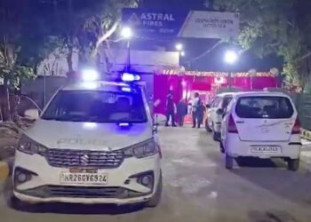 शहनाई बज रही थी, बाराती नाच रहे थे… तभी आ धमके दबंग और लाठी-डंडों से कर दिया हमला, मच गई चीख-पुकार