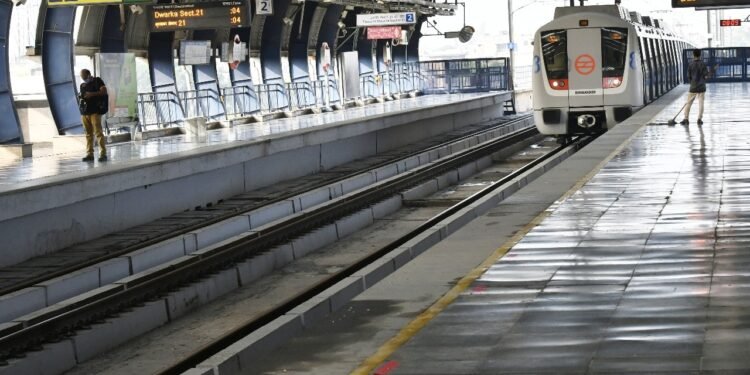 दिल्ली में 9 मेट्रो स्टेशनों के नाम बदले, पीतमपुरा अब कहलाएगा मधुबन चौक