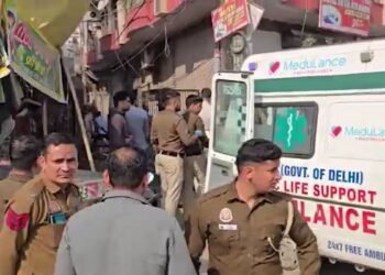 पत्नी और 3 मासूम बच्चों की गला रेतकर हत्या, पति पर लगा आरोप… दिल्ली के समयपुर बादली में खौफनाक कांड