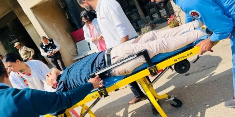 चंडीगढ़ सिविल सेक्रेटेरिएट में सनसनी… IAS ऑफिस से जुड़े अधिकारी ने लगाई छलांग, अस्पताल में मौत