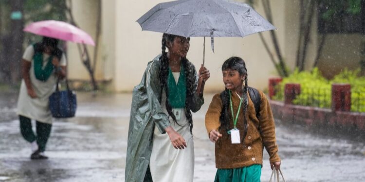 होली से पहले उत्तराखंड-हिमाचल में बरसेंगे बादल, उत्तर-पश्चिम भारत में बढ़ेगी गर्मी