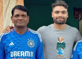 टी20 वर्ल्ड कप के बीच रिंकू सिंह पर टूटा दुखों का पहाड़, पिता खंचंद सिंह का निधन