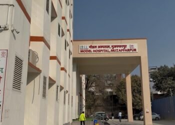 30 करोड़ का मॉडल अस्पताल बना मजाक! CBC केमिकल खत्म, 15 दिन से ब्लड जांच बंद, सैकड़ों मरीज लौटे खाली हाथ