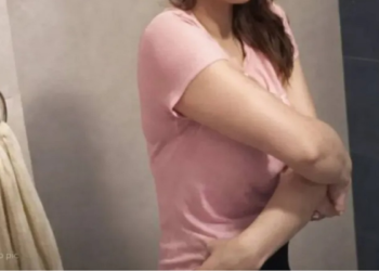 मध्य प्रदेश: राजगढ़ में पटवारी ने नहाते हुए लड़की का वीडियो बनाया, बाथरूम की जाली से किया रिकॉर्ड, भीड़ ने जमकर पीटा