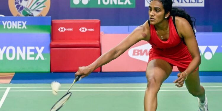 दुबई में फंसीं पीवी सिंधु, बैडमिंटन टूर्नामेंट में भाग लेने से चूकने की संभावना