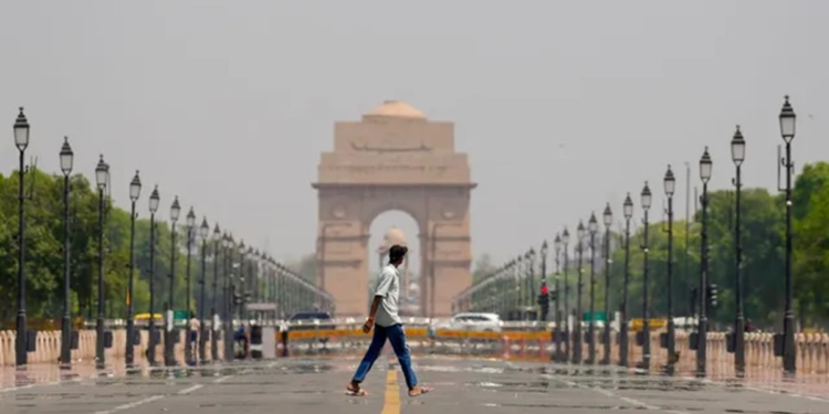 दिल्ली में मार्च की शुरुआत में ही पारा 30 °C के पार, इस हफ्ते और बढ़ेगी गर्मी