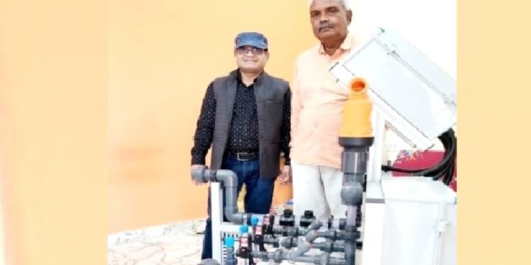 1000 स्क्वायर फीट से शुरू की फूलों की खेती, बदल गई किस्मत, आज 30 हजार पौधों से हो रही लाखों की कमाई