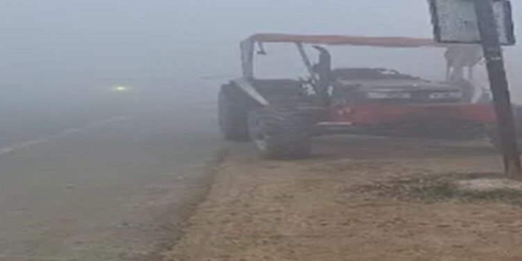 घने कोहरे में बड़ा हादसा… सोनीपत में ट्रक की ट्रैक्टर-ट्रॉली से टक्कर, दो बाइक सवार भी चपेट में, 4 घायल