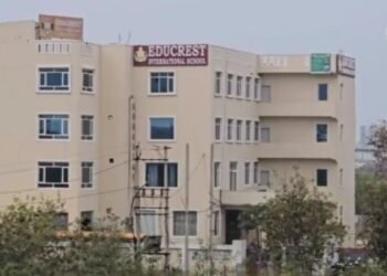 CBSE की फर्जी मान्यता दिखाकर लूटी मोटी फीस! अब छात्रों का भविष्य दांव पर, स्कूल चेयरमैन गिरफ्तार