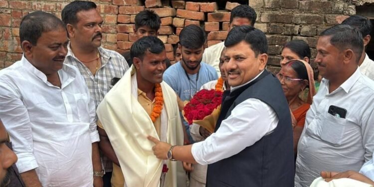 ‘लक्ष्य दिखाई दे तो रहा है तो मंजिल जरूर आसान होगी …’ ऐसी मोटिवेशनल स्पीच देने वाला बिहार का रंजीत भी निकला फर्जी