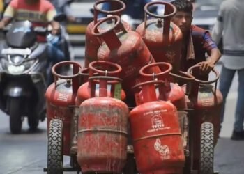 Exclusive: ऑपरेशन ‘LPG ब्लैक मार्केटिंग’… दिल्ली में गैस सिलेंडर के काले कारोबार का पर्दाफाश