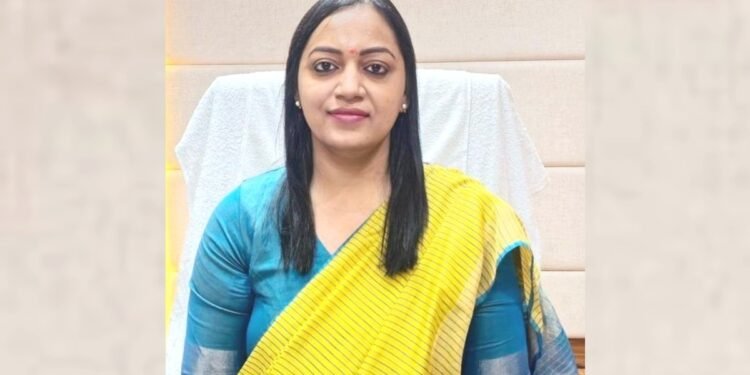 ‘रोटी-पराठे से करें तौबा…’, बड़वानी कलेक्टर IAS जयति सिंह की अनोखी अपील, ईंधन बचाने के लिए खाने के मेन्यू में बदलाव का सुझाव