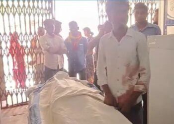 पंचायत में बुलाकर चाकू से गोदा…बेतिया में आर्केस्ट्रा विवाद ने ली किशोर की जान