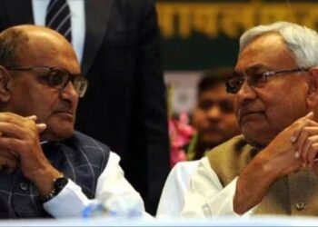 नीतीश कुमार की जेडीयू से केसी त्यागी के निकल जाने में मैसेज क्या है?