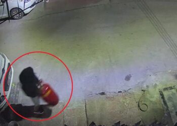 पूर्व जिला जज के घर से 4 सिलेंडर चोरी, CCTV में दिखे आधी रात बाइक से आए चोर