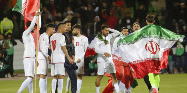 ईरान का बड़ा ऐलान: अमेरिका से दूरी, वर्ल्ड कप से नहीं