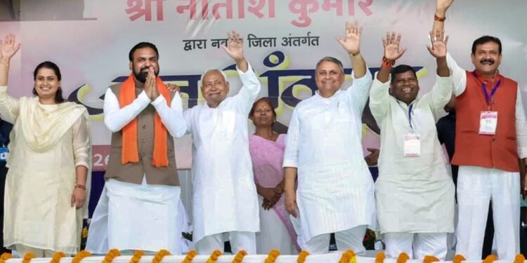 नीतीश का इशारा, जेडीयू का इनकार…क्या सम्राट बन पाएंगे बिहार के नए चौधरी?