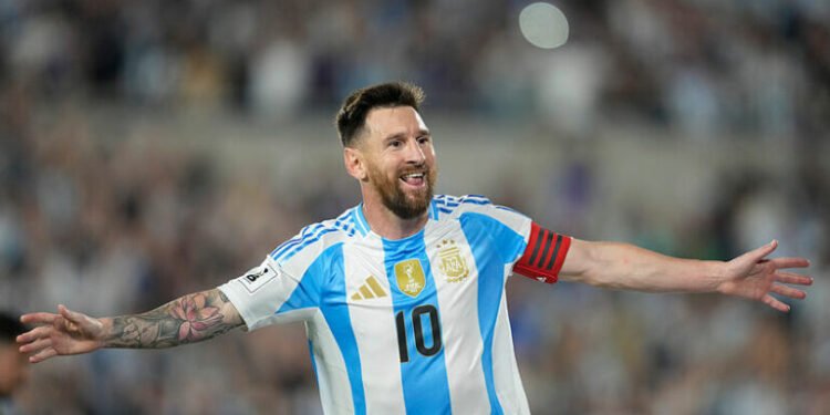 900 गोल क्लब में शामिल हुए Lionel Messi, Ronaldo के रिकॉर्ड की बराबरी