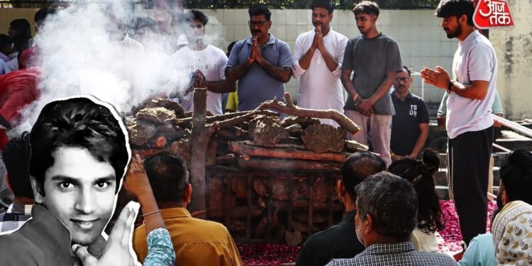 ‘जहां भी उसका अगला जन्म हो…’, बेटे हरीश राणा की अंतिम विदाई पर बोले भावुक पिता