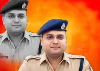 IPS अफसर के ट्रांसफर पर बवाल… सड़कों पर उतरी जनता, कहा- हमें अपना पुलिस कप्तान वापस चाहिए