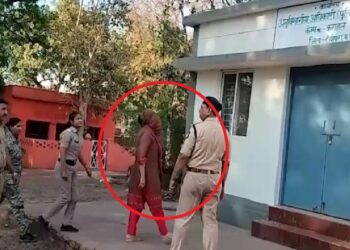 ‘चल हट, एक मिनट में तेरी…’,घोटाले में गिरफ्तार महिला तहसीलदार ने पत्रकारों को दिखाई हेकड़ी  