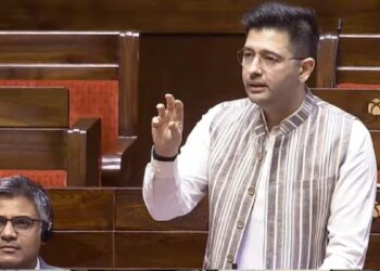 राज्यसभा में AAP के डिप्टी लीडर पद से हटाए गए राघव चड्ढा, शेयर किया वीडियो और इमोजी