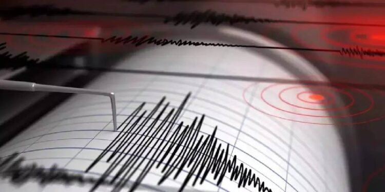 भूकंप के तेज झटकों से हिला दिल्ली-NCR, 5.9 की तीव्रता से कांप उठी उत्तर भारत की धरती