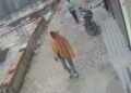 पटना में दिनदहाड़े गैस सिलेंडर चोरी… चोर घर में घुसा, घरवालों को भनक तक नहीं लगी, CCTV में कैद हुई करतूत