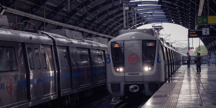 Delhi Metro: 8 अप्रैल को रात तक चलेगी दिल्ली मेट्रो, IPL मैच के लिए DMRC ने बढ़ाई टाइमिंग