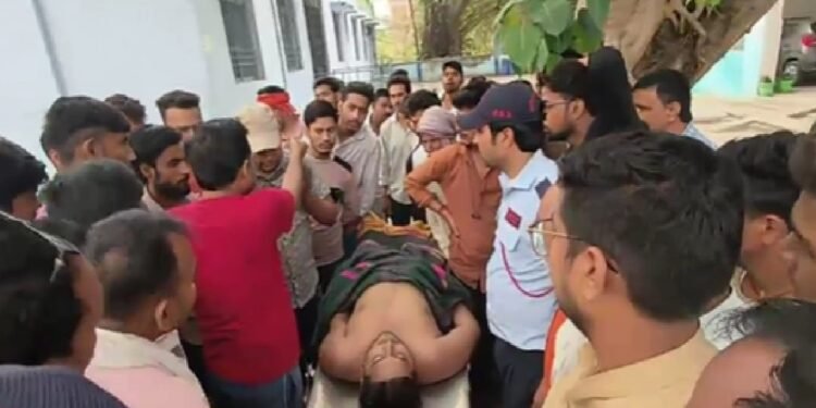 मंचूरियन और कढ़ाई पनीर खाकर युवक की मौत, भाई- दोस्त की हालत गंभीर, रेस्टोरेंट सील  