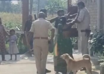 जमीन विवाद सुलझाने पहुंची पुलिस पर कुदाल से हमला, SSP ने दिए सख्त कार्रवाई के निर्देश