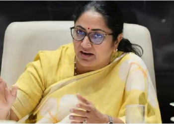 दिल्ली के दफ्तरों में अब बायोमेट्रिक अटेंडेंस, रेखा गुप्ता सरकार ने दिया आदेश