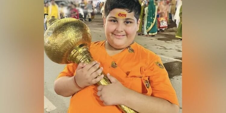 दिल्ली: 10 साल के कंटेंट क्रिएटर अभिनव अरोड़ा के पिता की कार पर हमला, पुलिस ने 3 आरोपियों को किया अरेस्ट