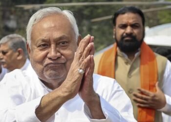 नीतीश कुमार की संसदीय पारी शुरू, राज्यसभा MP के रूप में ली शपथ