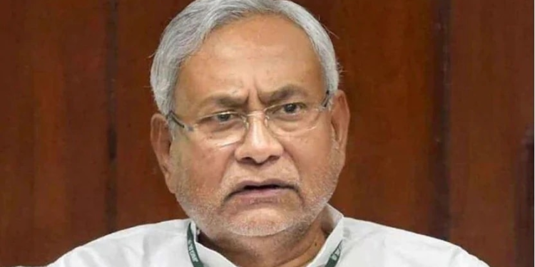 बिहार में सरकारी डॉक्टरों की प्राइवेट प्रैक्टिस पर रोक, नीतीश सरकार का बड़ा फैसला