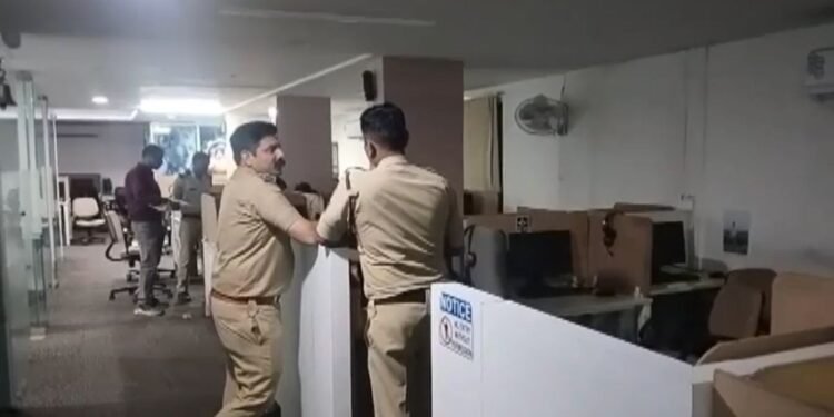 शानदार ऑफिस, 210 से ज्यादा युवक-युवतियां: लोगों को अट्रैक्ट करने पर मिलता था हाई इंसेंटिव, फिर करते थे फ्रॉड