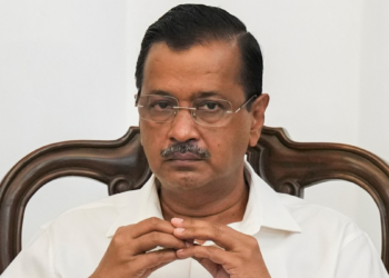 केजरीवाल की मुफ्त तीर्थ यात्रा योजना पर RTI खुलासा – आंकड़े गायब, लाभार्थियों की संख्या में गिरावट