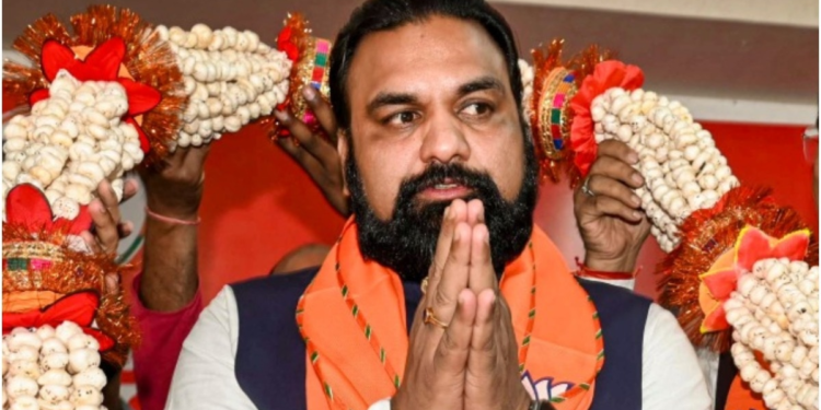 लखनपुर का ‘गुल्लू’ बना बिहार का मुख्यमंत्री, गांव वालों और परिजनों की ये डिमांड