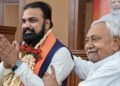 न RSS का बैकग्राउंड, न BJP से शुरू की राजनीति… 8 साल में कैसे सम्राट पड़े सब पर भारी