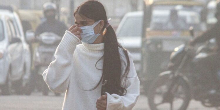 Exclusive: दिल्ली के लिए सबसे साफ रहा साल 2025? RTI डेटा से सरकार के दावों पर उठे सवाल