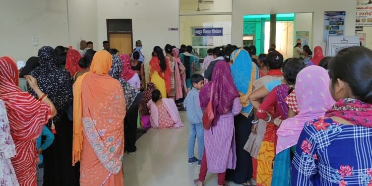 बिहार: लू और चिलचिलाती धूप से बेहाल लोग, तापमान 35 डिग्री पार, AES को लेकर अलर्ट जारी