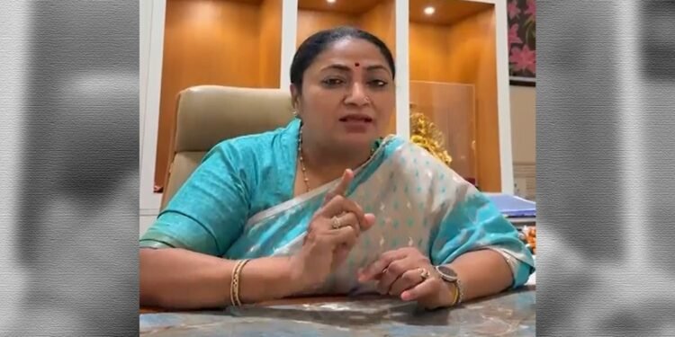 Delhi: प्राइवेट स्कूलों की मनमानी पर सख्ती, किताबें-ड्रेस कहीं से भी खरीद सकेंगे पैरेंट्स, CM रेखा गुप्ता का एक्शन मोड