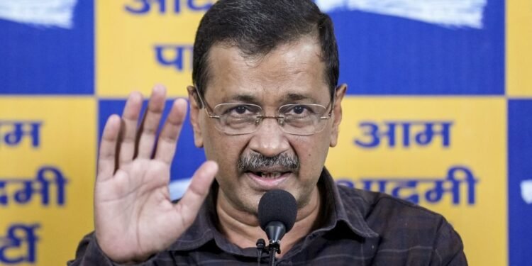 केजरीवाल के सामने पंजाब में राघव चड्ढा एपिसोड के साइड इफेक्ट का खतरा
