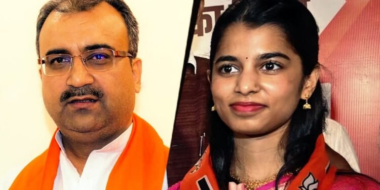 जिस मंत्री के जवाब से संतुष्ट नहीं थीं मैथिली ठाकुर, सम्राट कैबिनेट से हुआ पत्ता साफ