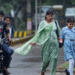 Delhi Weather: दिल्ली में आज भी आंधी-बिजली और बारिश का अलर्ट, वीकेंड पर सताएगी गर्मी!