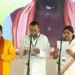 बिहार: नीतीश के बेटे निशांत कुमार ने ली मंत्री पद की शपथ, इससे पहले पिता से लिया था आशीर्वाद